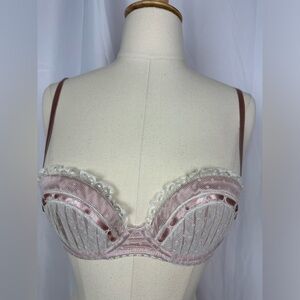 NWT Myla Pink Lace Underwire Bra Sz 32